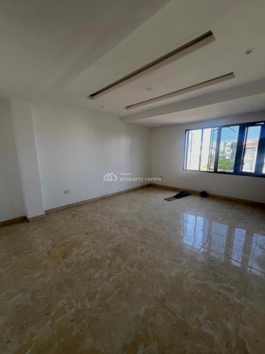 4bedroom Terrace, Right, Lekki Phase 1, Lekki, Lagos, Terraced Duplex for Rent