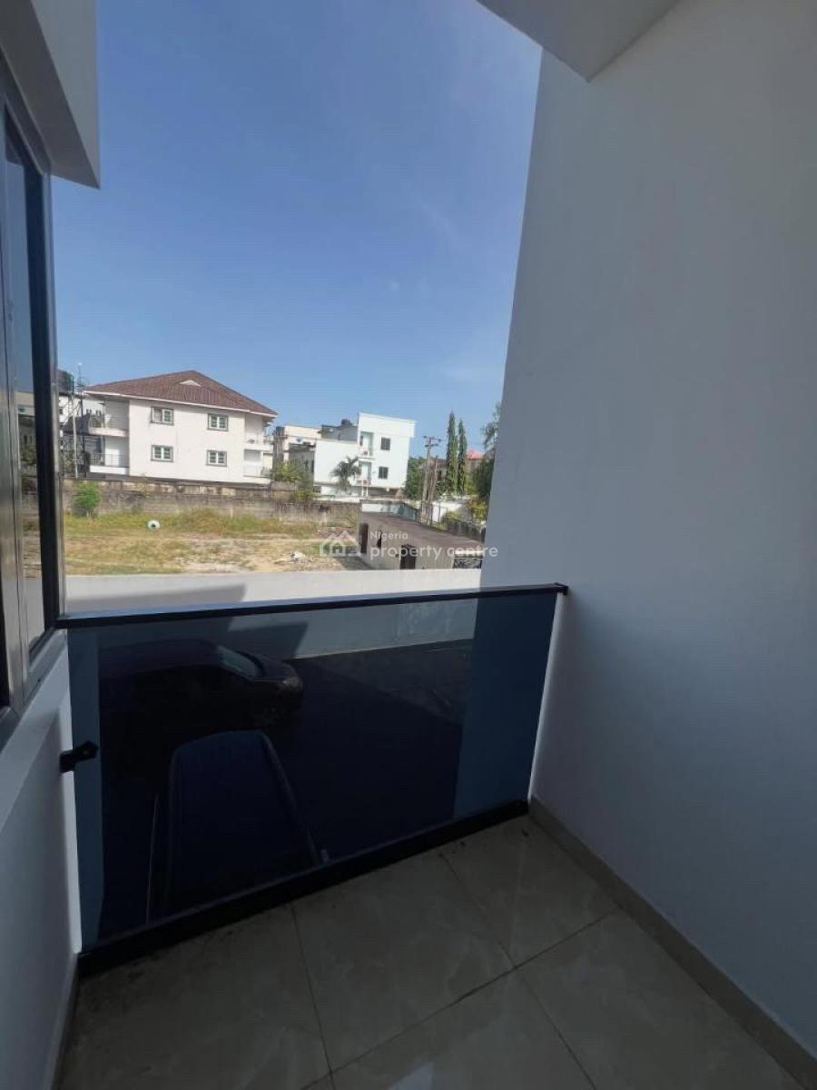 4bedroom Terrace, Right, Lekki Phase 1, Lekki, Lagos, Terraced Duplex for Rent