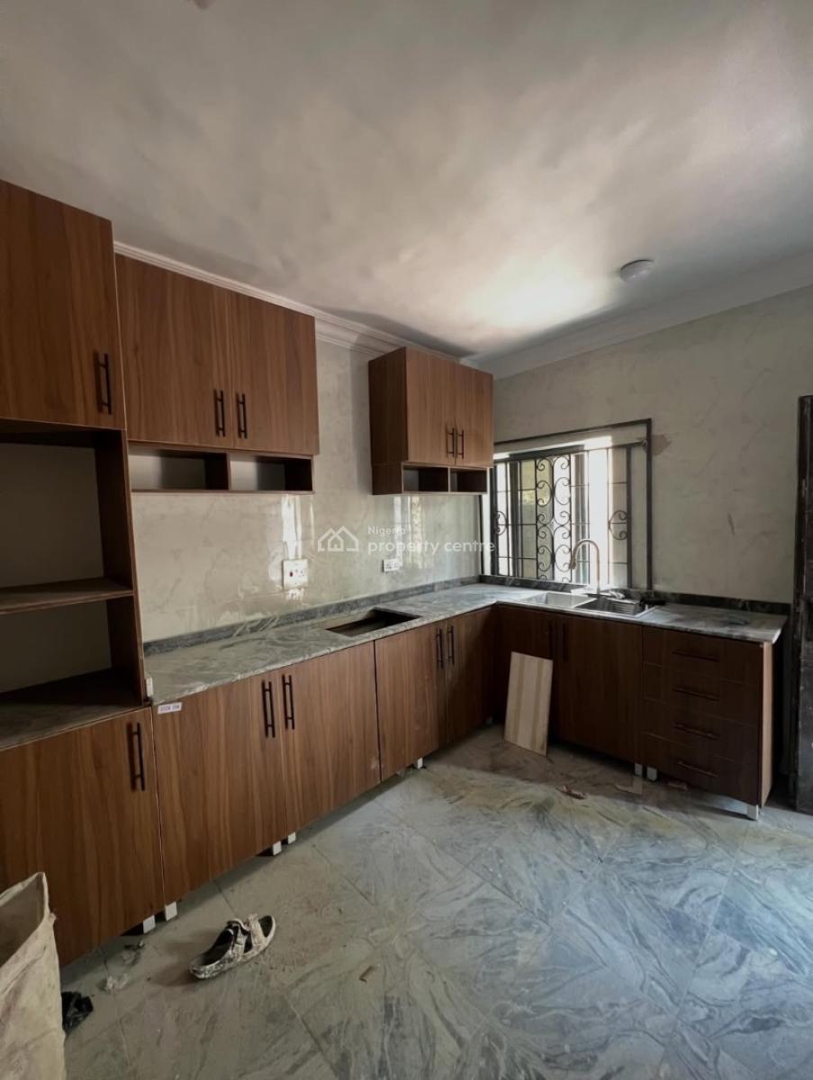 Spacious 3 Bedroom Terrace with Bq, 3 Bedroom Duplex for Rent, Ologolo, Lekki, Lagos, Terraced Duplex for Rent