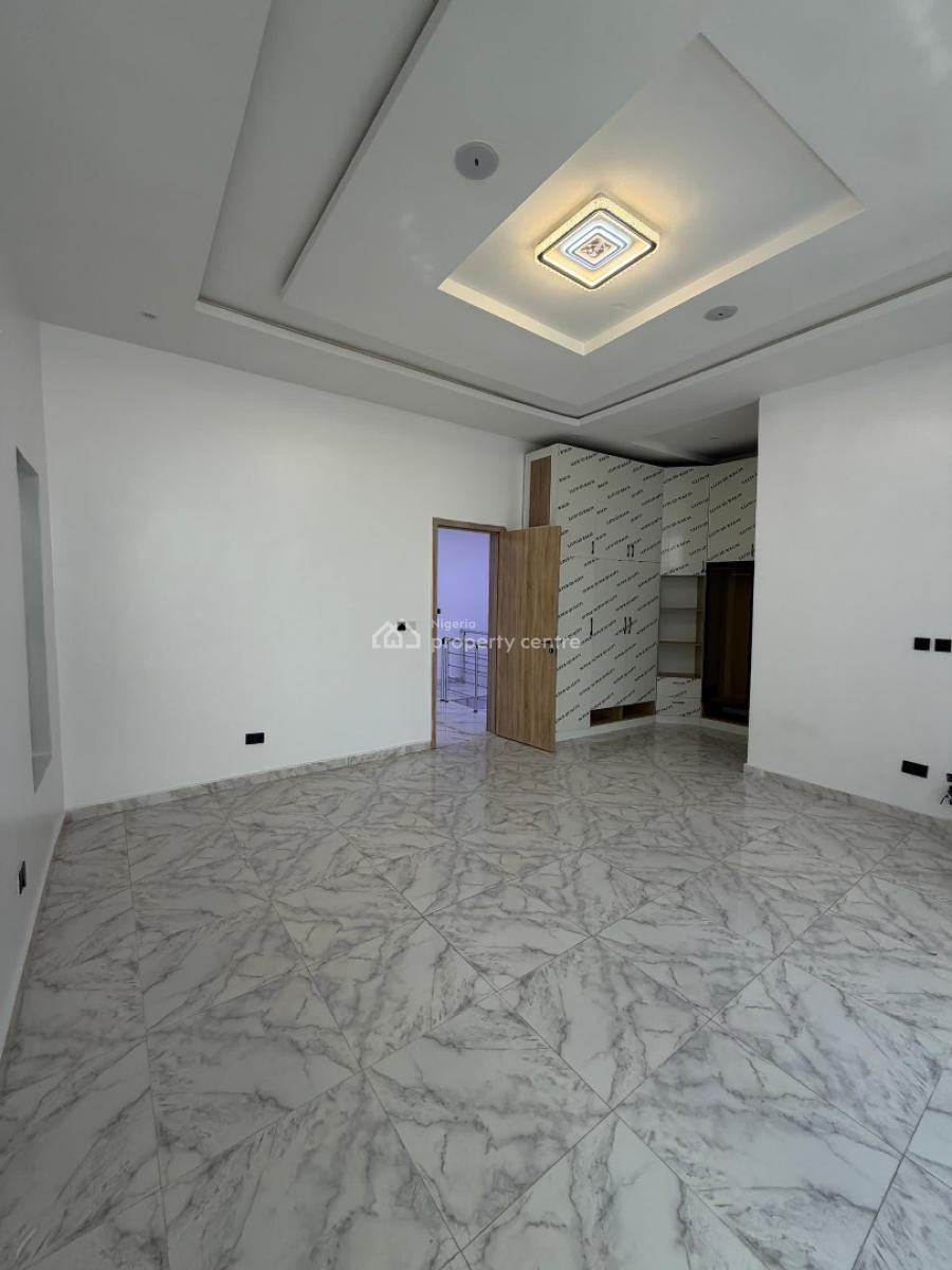 a Distress  -4 Bedrooms Fully Detached Duplex with Bq, Orchid Road -gated Estate, Lekki Phase 2, Lekki, Lagos, Detached Duplex for Sale