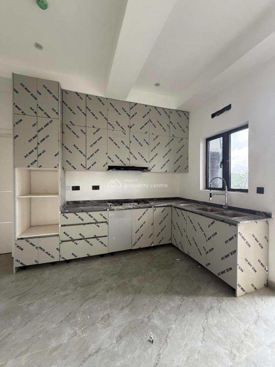 Well Built 3 Bedroom Apartment, 3 Bedroom Apartment for Rent, Victoria Island (vi), Lagos, Flat / Apartment for Rent