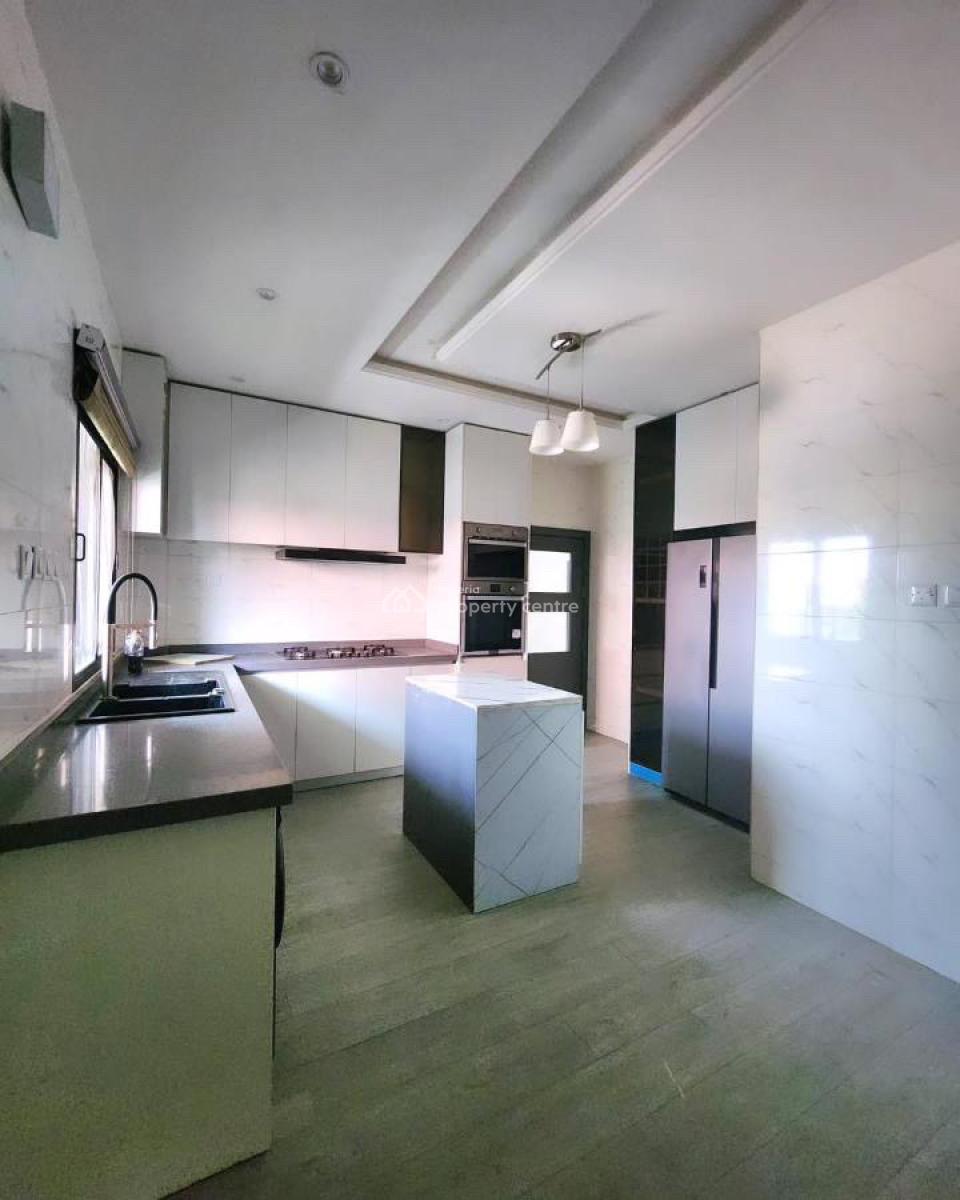 4bedroom Maisonette + Bq + Private Cinema, Lekki Phase 1, Lekki, Lagos, House for Rent