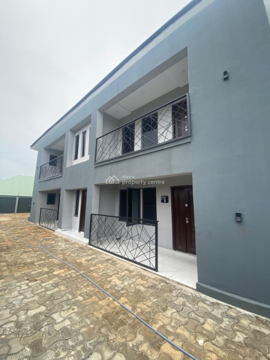 Luxury 3 Bedroom Flat, Addo Road, Lekki Phase 2, Lekki, Lagos, Flat / Apartment for Rent
