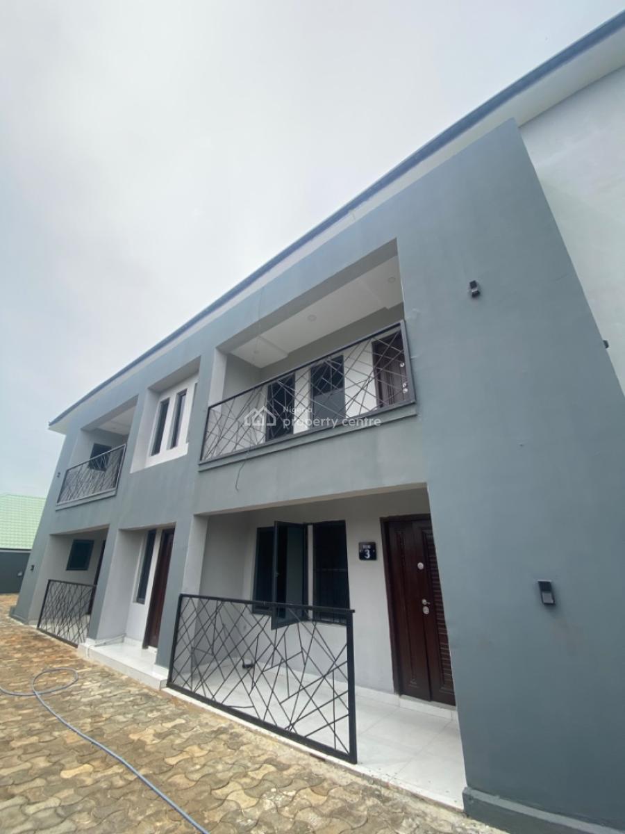 Luxury 3 Bedroom Flat, Addo Road, Lekki Phase 2, Lekki, Lagos, Flat / Apartment for Rent