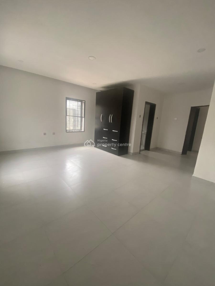 Luxury 3 Bedroom Flat, Addo Road, Lekki Phase 2, Lekki, Lagos, Flat / Apartment for Rent