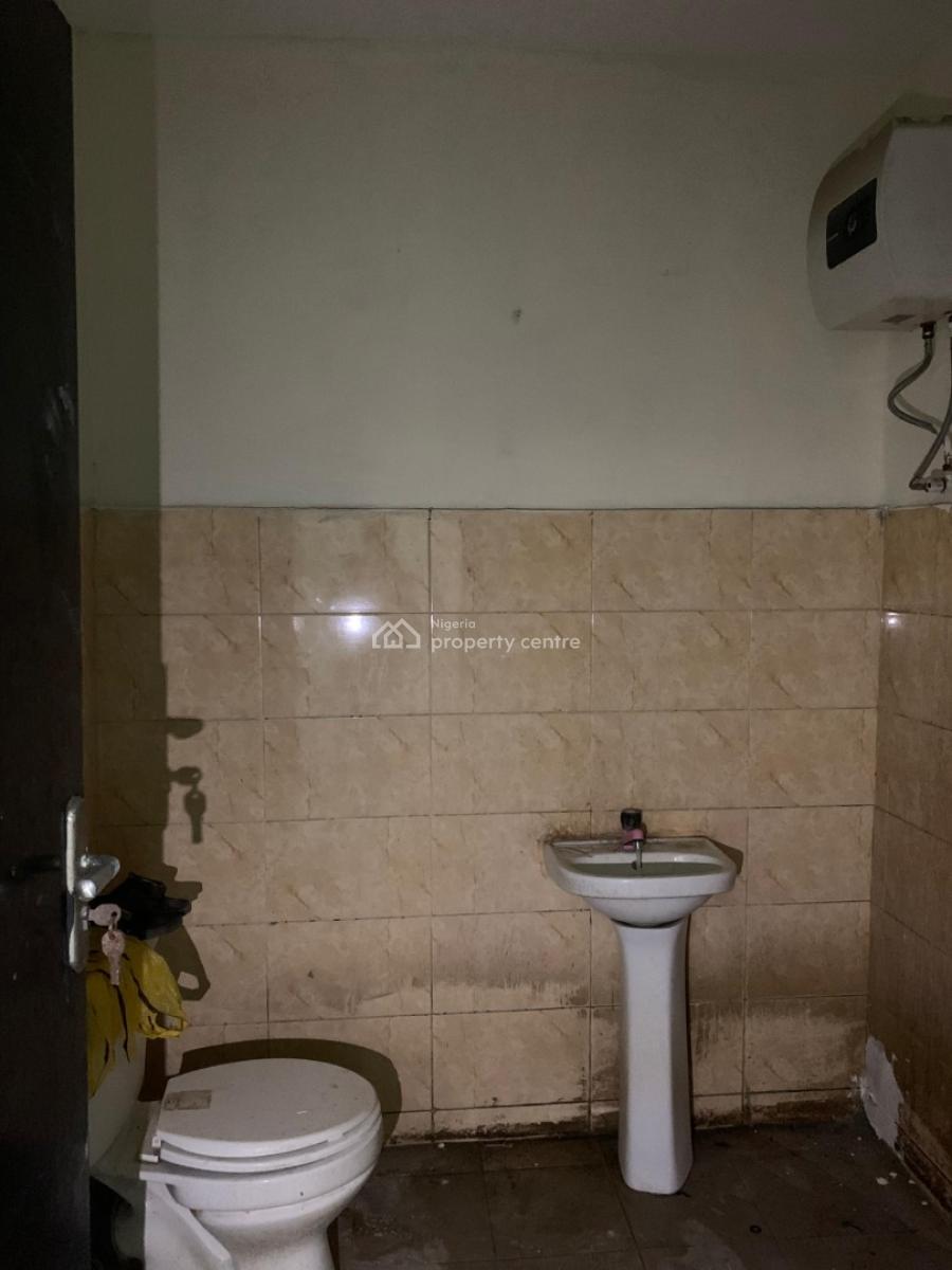 Luxury 2 Bedroom Apartment in an Estate, in an Estate  on Addo Road, Ado, Ajah, Lagos, Flat / Apartment for Rent