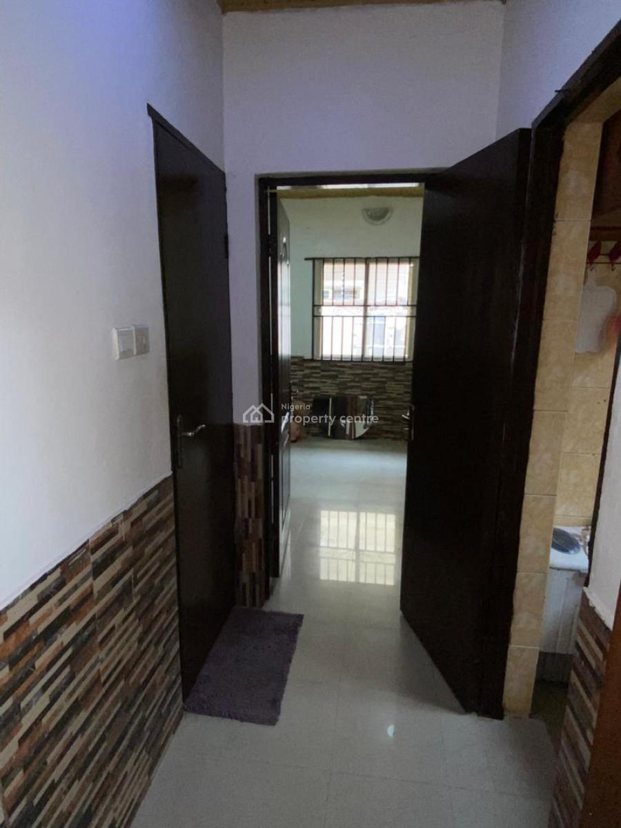 Very Standard Clean Mini Flat @lekki Phase 1, Lekki Phase 1, Lekki, Lagos, Mini Flat (room and Parlour) for Rent