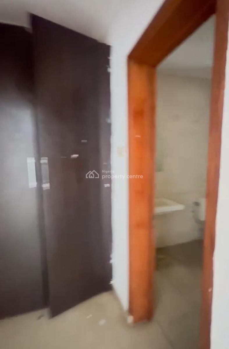 Very Massive Studio Apartment (self Contained) with Balcony, Lekki Phase 1, Lekki, Lagos, Self Contain (single Rooms) for Rent