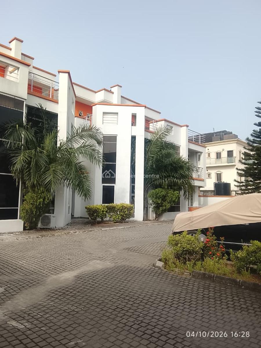 a Luxury 4 Bedroom Maisonette and Serviced 1-bedroom Bq in a Secured, Lekki Phase 1, Lekki, Lagos, Lekki Phase 1, Lekki, Lagos, Semi-detached Duplex for Rent