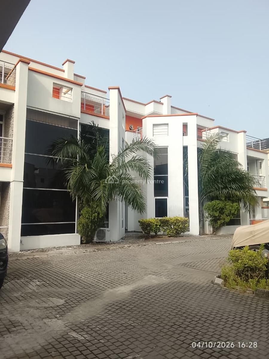 a Luxury 4 Bedroom Maisonette and Serviced 1-bedroom Bq in a Secured, Lekki Phase 1, Lekki, Lagos, Lekki Phase 1, Lekki, Lagos, Semi-detached Duplex for Rent