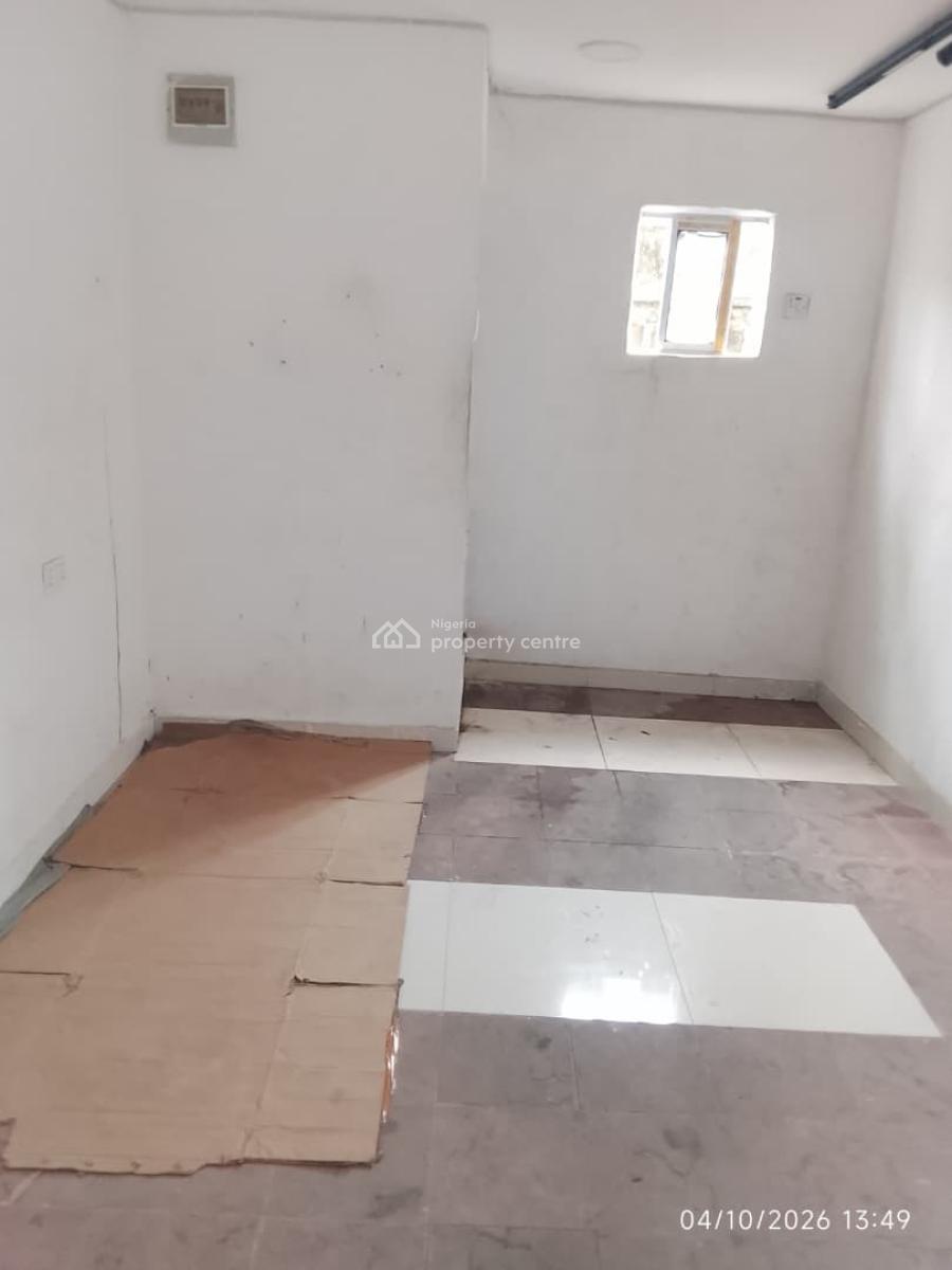 Shop  at Lekki Phase 1 Facing a Very Busy Road, Lekki Phase 1, Lekki, Lagos, Lekki Phase 1, Lekki, Lagos, Shop for Rent