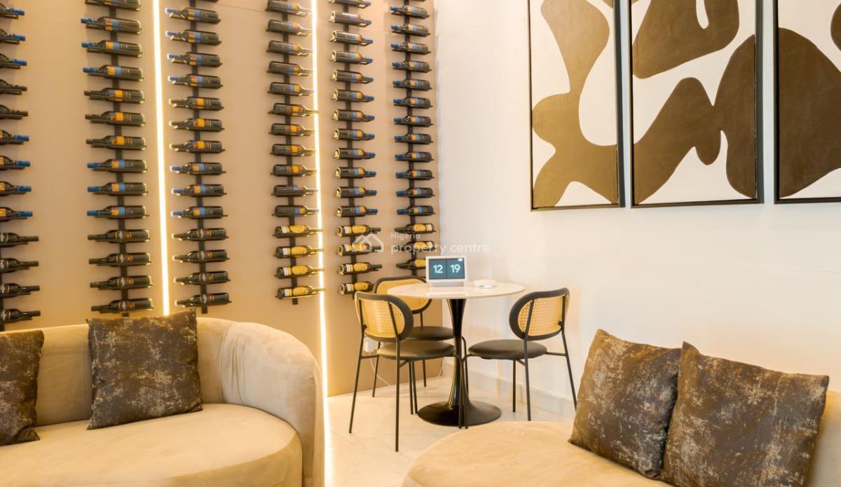 Luxury Brand New 2bedroom Apartment with Rooftop Pool and Gymnasium, Housekeeping,ps5 and Elevator, Lekki, Lagos, Flat / Apartment Short Let