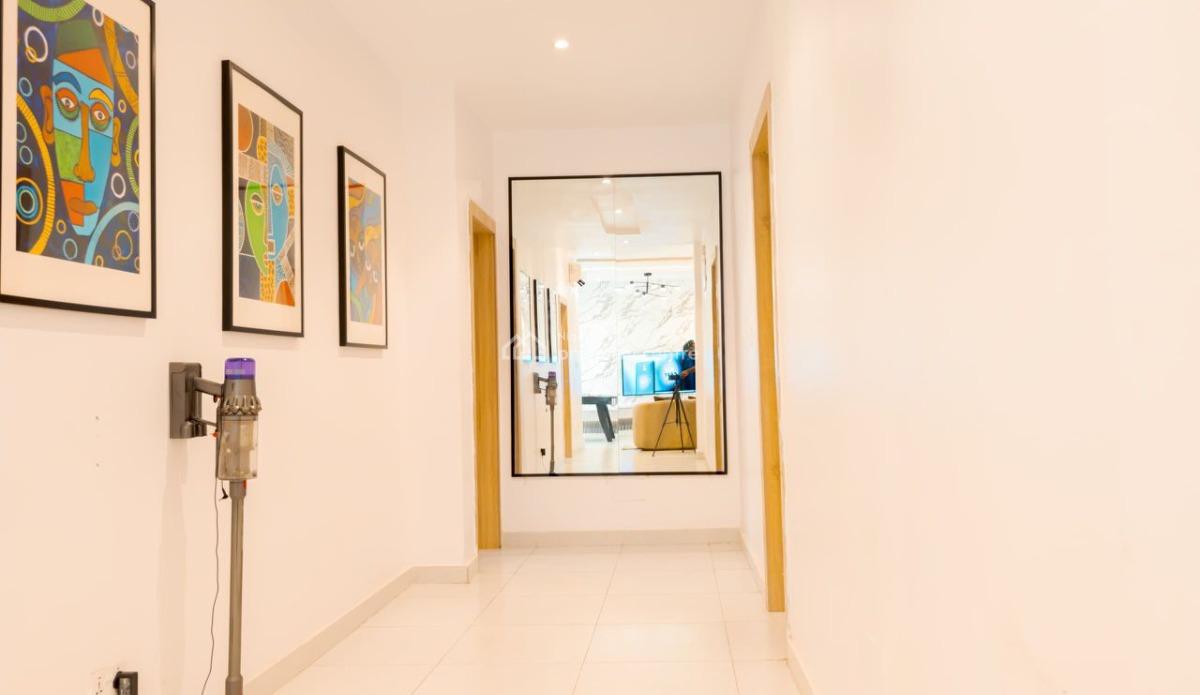 Luxury Brand New 2bedroom Apartment with Rooftop Pool and Gymnasium, Housekeeping,ps5 and Elevator, Lekki, Lagos, Flat / Apartment Short Let