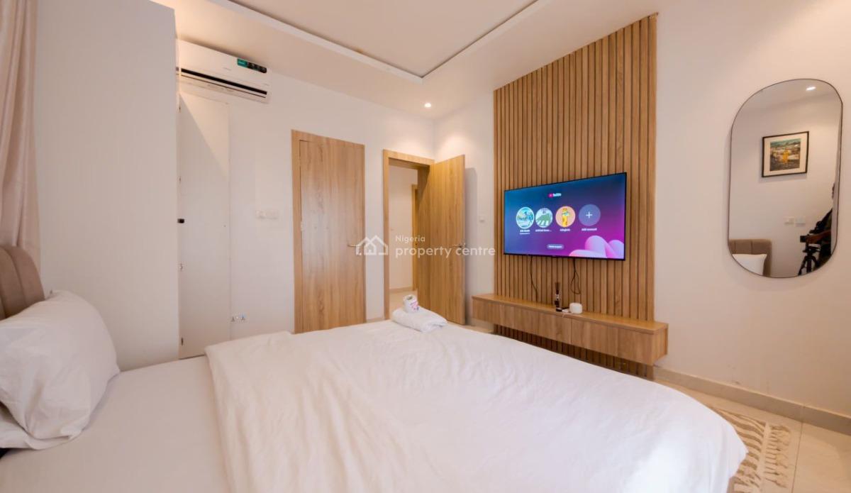 Luxury Brand New 2bedroom Apartment with Rooftop Pool and Gymnasium, Housekeeping,ps5 and Elevator, Lekki, Lagos, Flat / Apartment Short Let