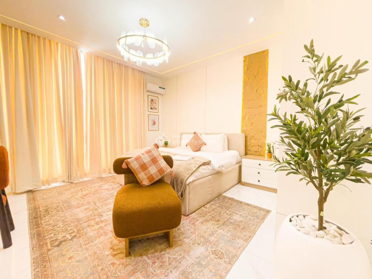 Luxury 2bedroom Penthouse with Elevator and Pool, Table Tennis, Snooker,24hrs Power Supply, Lekki, Lagos, Flat / Apartment Short Let