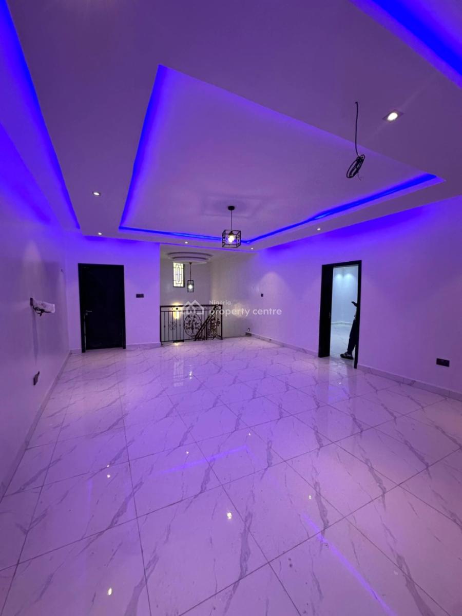 5bedroom Semi Detached Duplex, Guzape Main, Guzape District, Abuja, Semi-detached Duplex for Rent