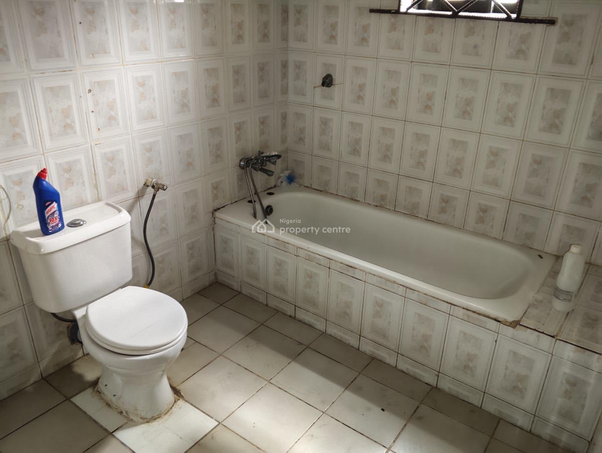 2 Bedrooms Flat, Ebitu-ukiwe Street, Jabi, Abuja, Flat / Apartment for Rent