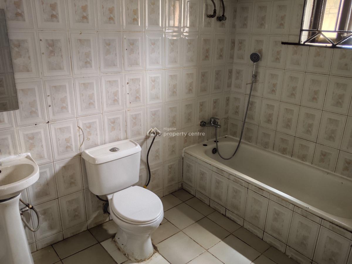 2 Bedrooms Flat, Ebitu-ukiwe Street, Jabi, Abuja, Flat / Apartment for Rent