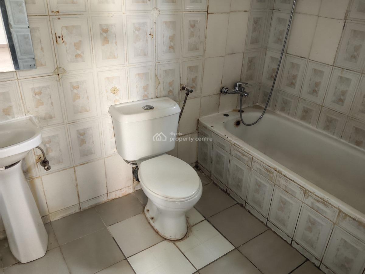 2 Bedrooms Flat, Ebitu-ukiwe Street, Jabi, Abuja, Flat / Apartment for Rent