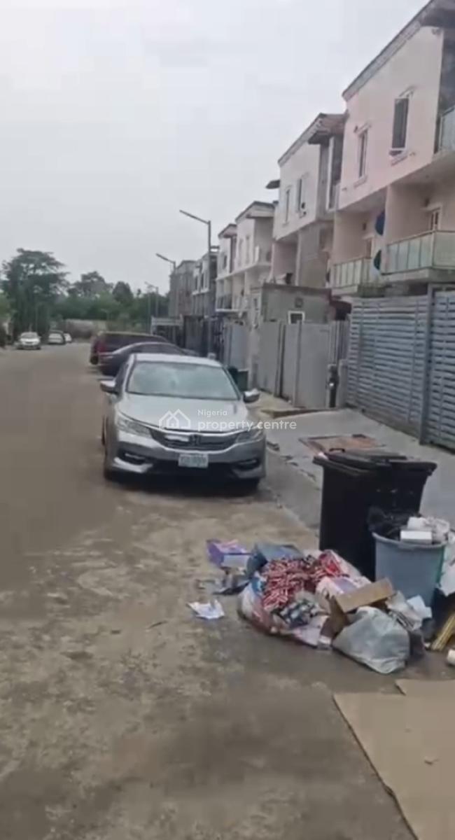 Semi Detached 4 Bedrooms Terrace Duplex Sunnyvale Axis, Tarred Road, Galadimawa, Abuja, Terraced Duplex for Rent