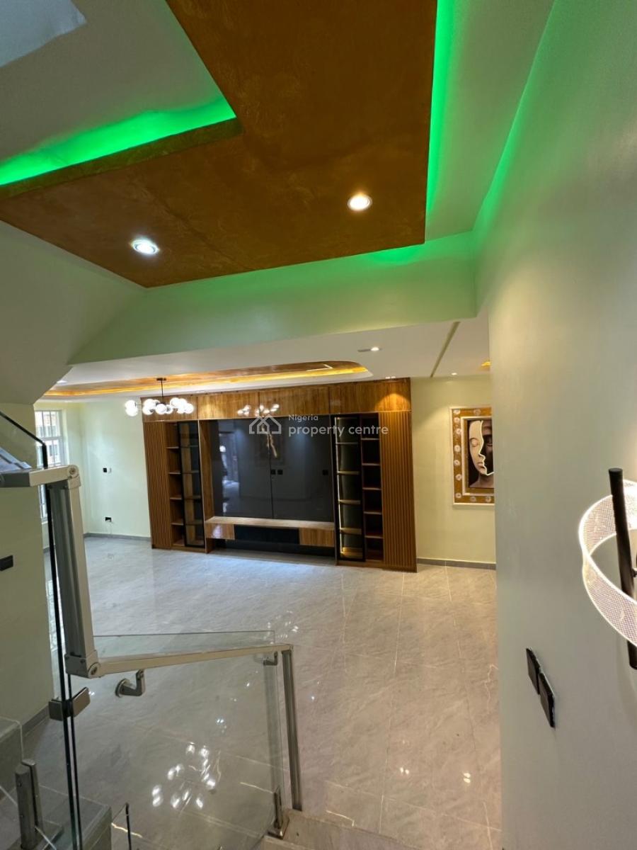 5bedroom Duplex in with Bq, Osapa, Lekki, Lagos, Detached Duplex for Sale