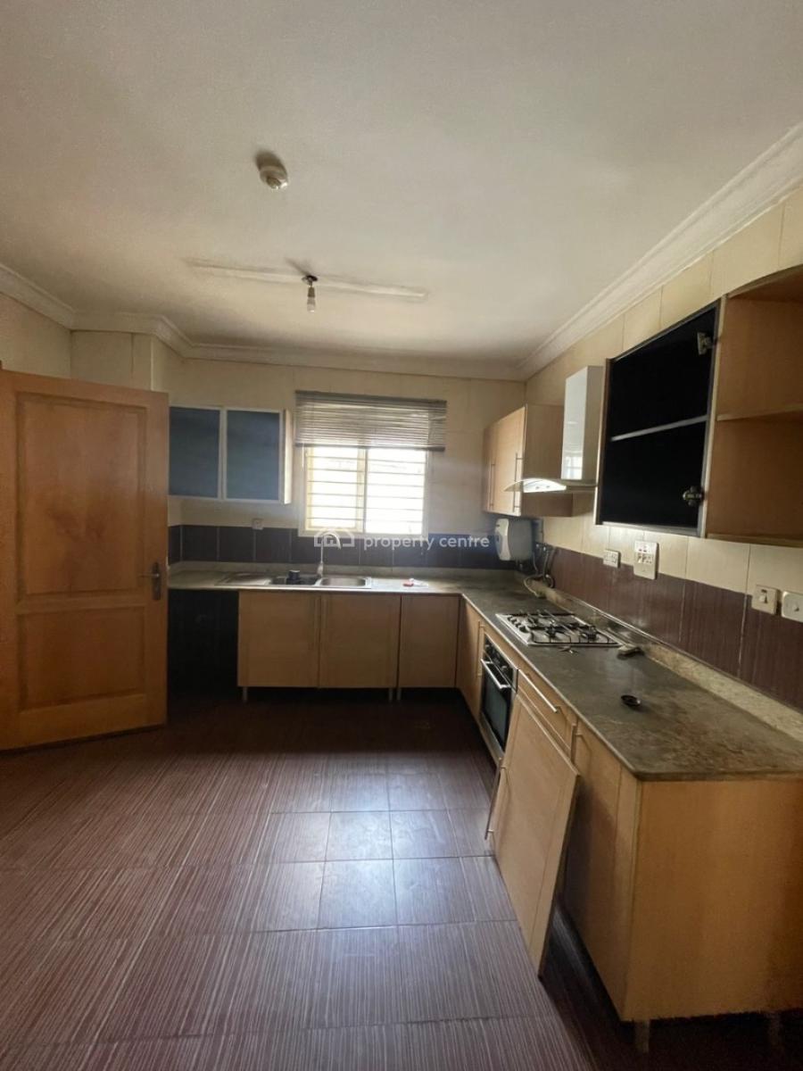 3bedroom Apartment, Lekki Phase 1, Lekki, Lagos, Flat / Apartment for Rent