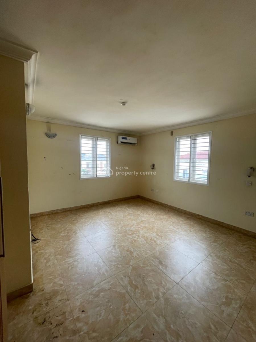 3bedroom Apartment, Lekki Phase 1, Lekki, Lagos, Flat / Apartment for Rent