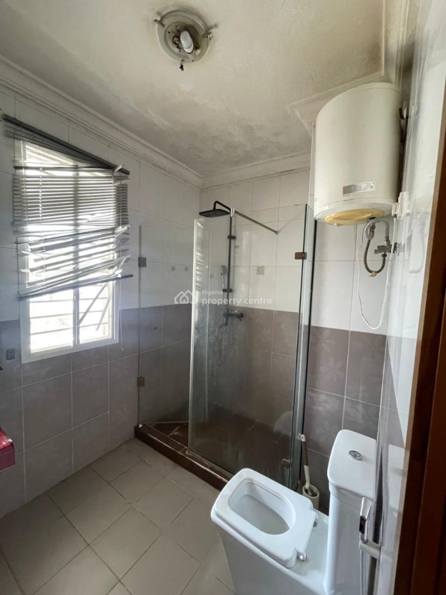 3bedroom Apartment, Lekki Phase 1, Lekki, Lagos, Flat / Apartment for Rent