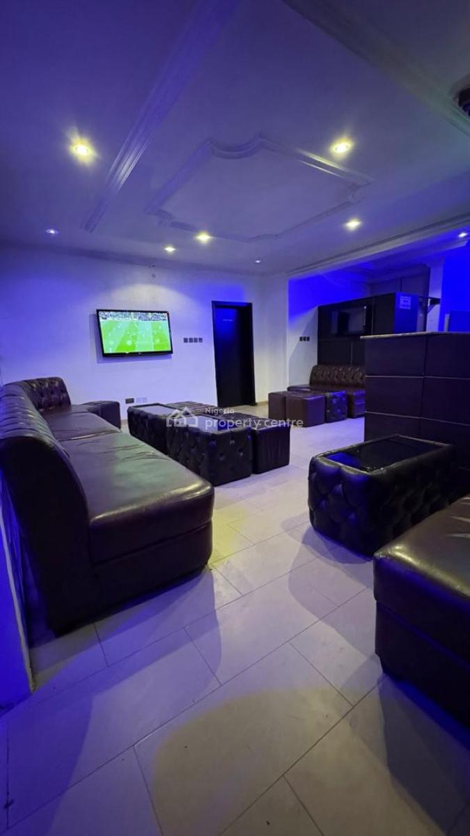 14 Room Hotel for Lease Behind Shoprit Ikeja, Alausa, Ikeja, Lagos, Hotel / Guest House for Rent