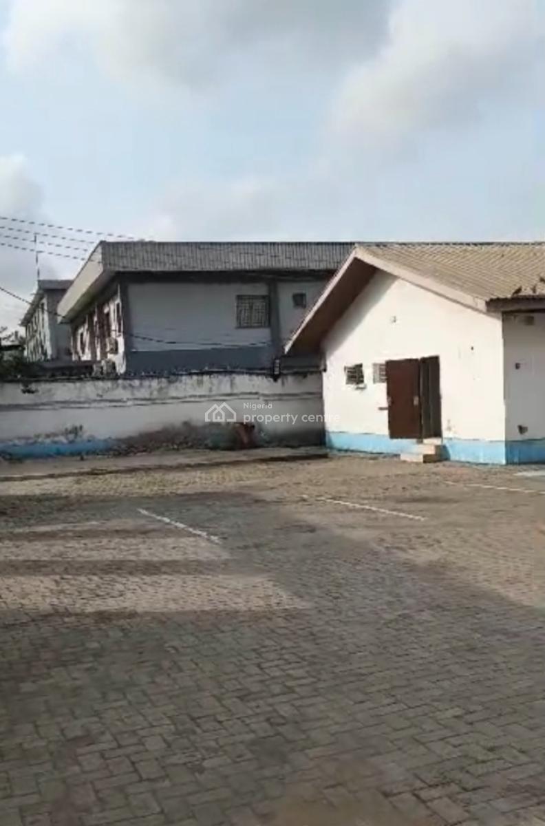 1000sqm Warehouse at Ilupeju Industrial Estate, Ilupeju Industrial Estate, Ilupeju, Lagos, Warehouse for Rent