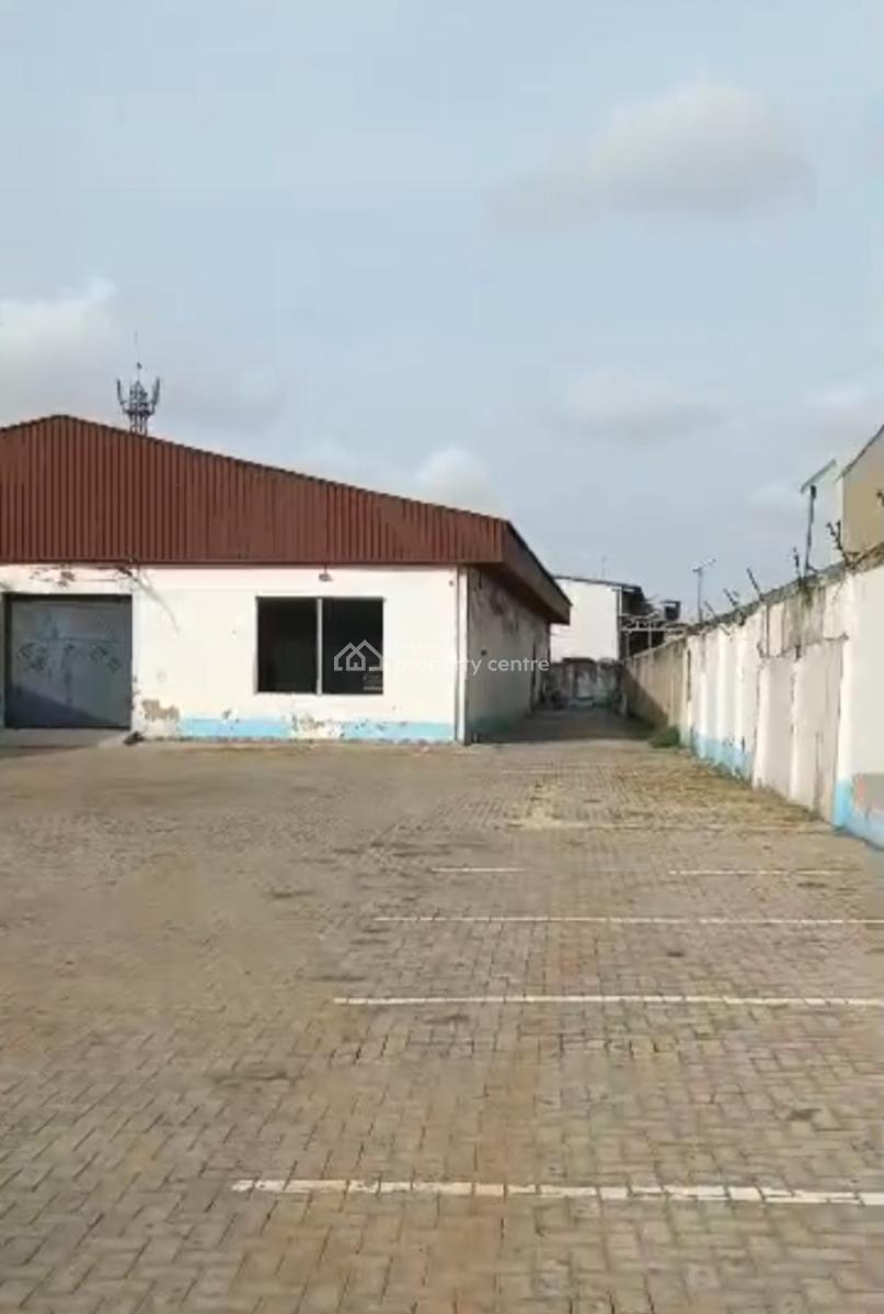 1000sqm Warehouse at Ilupeju Industrial Estate, Ilupeju Industrial Estate, Ilupeju, Lagos, Warehouse for Rent