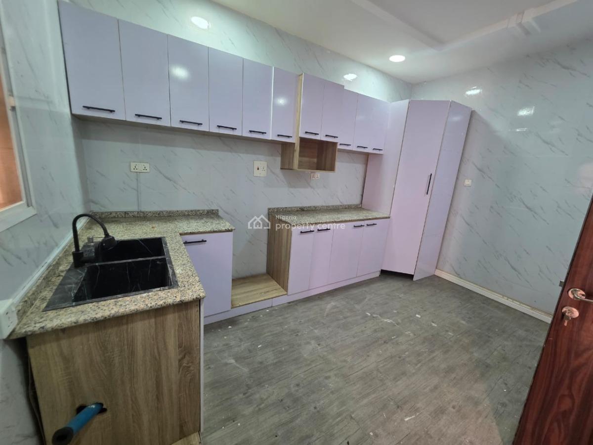 a Luxurious Finished 3-bedroom Bungalow with Bq, Gwarimpa Extension, Gwarinpa, Abuja, Flat / Apartment for Rent