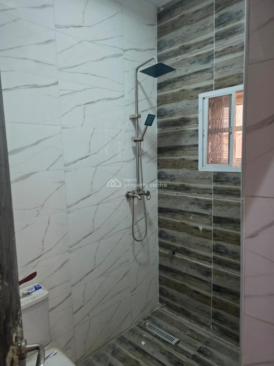 a Luxurious Finished 3-bedroom Bungalow with Bq, Gwarimpa Extension, Gwarinpa, Abuja, Flat / Apartment for Rent