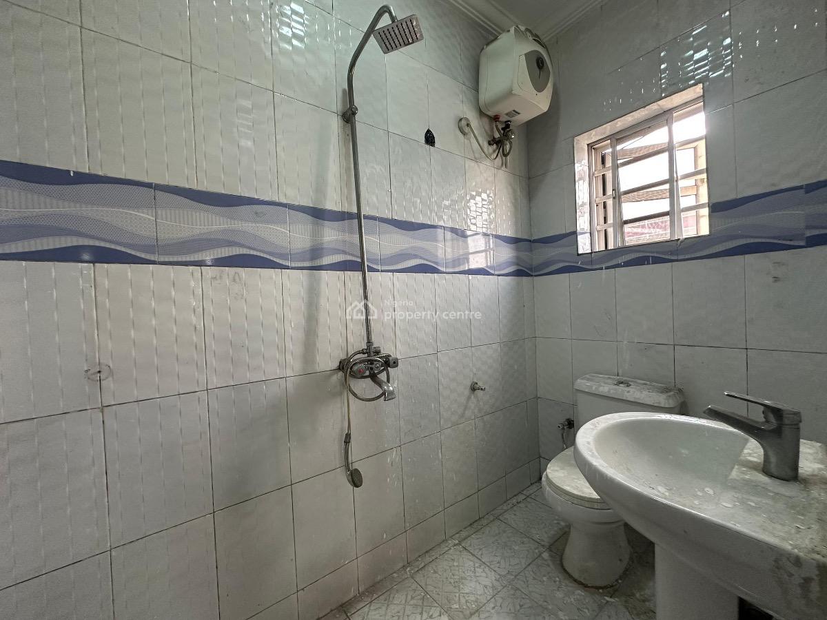 Luxury 3 Bedroom Duplex, Omole Phase 2, Ikeja, Lagos, Semi-detached Duplex for Rent