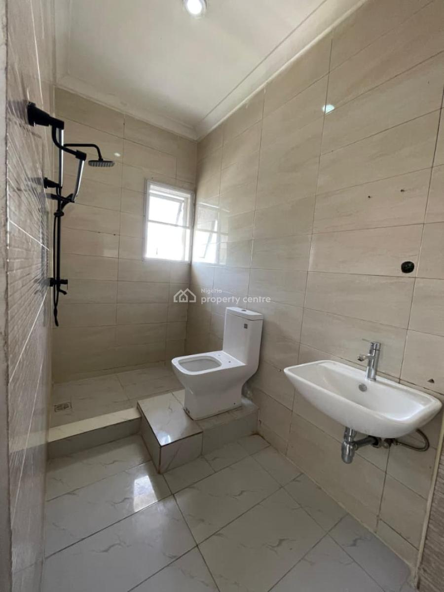 Serviced Mini Flat Apartment with 2toilets, Chevy View Estate, Chevron-lekki, Lekki, Lagos, Mini Flat (room and Parlour) for Rent