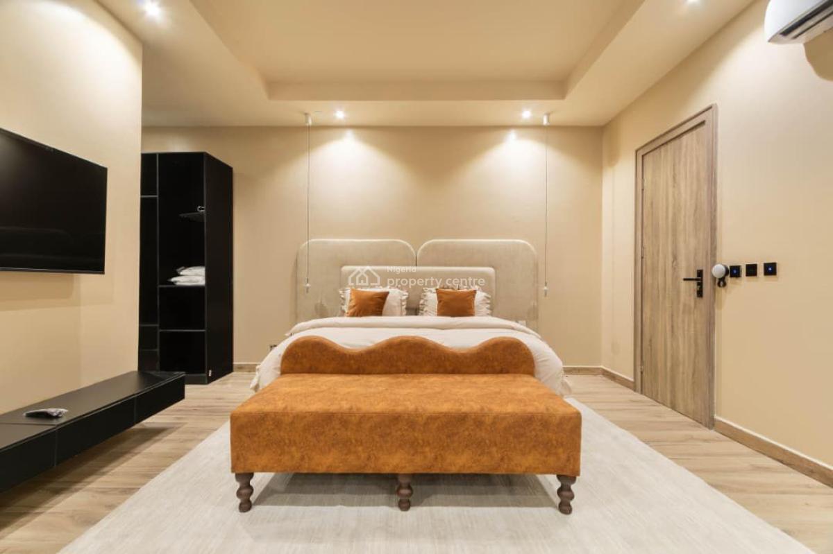 Luxury 1 Bedroom Loft with Speedy Wi-fi, Pool & Balcony, Aesthetically Pleasing, Secured and Serene, Comfortable Stay, Lekki, Lagos, Flat / Apartment Short Let