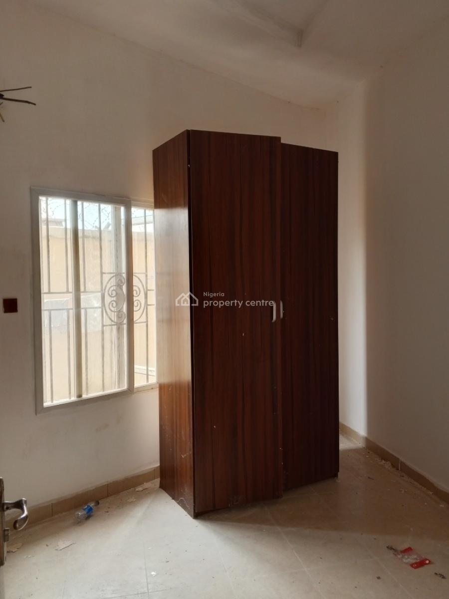 Newly Renovated Sizable 2bedroom Downstairs Apartment., Madiba Estate Gbetu Awoyaya New Road Behind Mayfair Gardens Estate., Awoyaya, Ibeju Lekki, Lagos, House for Rent