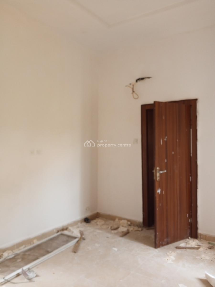 Newly Renovated Sizable 2bedroom Downstairs Apartment., Madiba Estate Gbetu Awoyaya New Road Behind Mayfair Gardens Estate., Awoyaya, Ibeju Lekki, Lagos, House for Rent