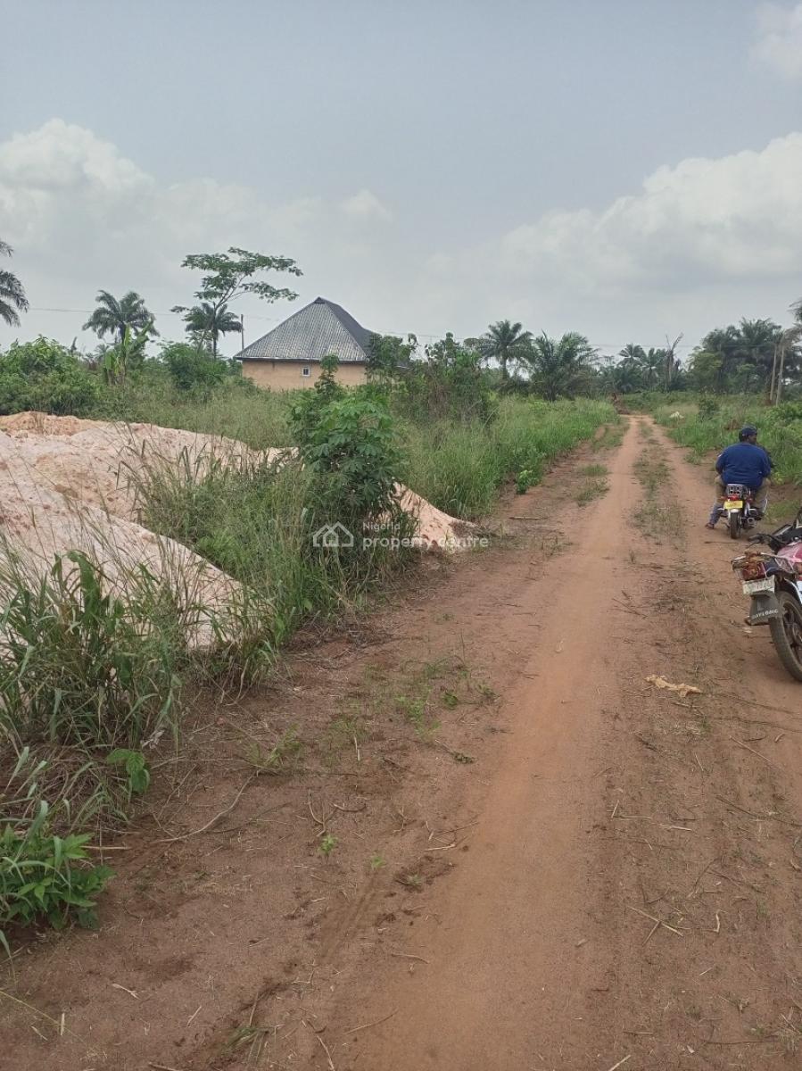 20 Plots of Land in an Estate Upper Siluko, Upper Siluko Road Via Obagie, Ovia North-east, Edo, Mixed-use Land for Sale