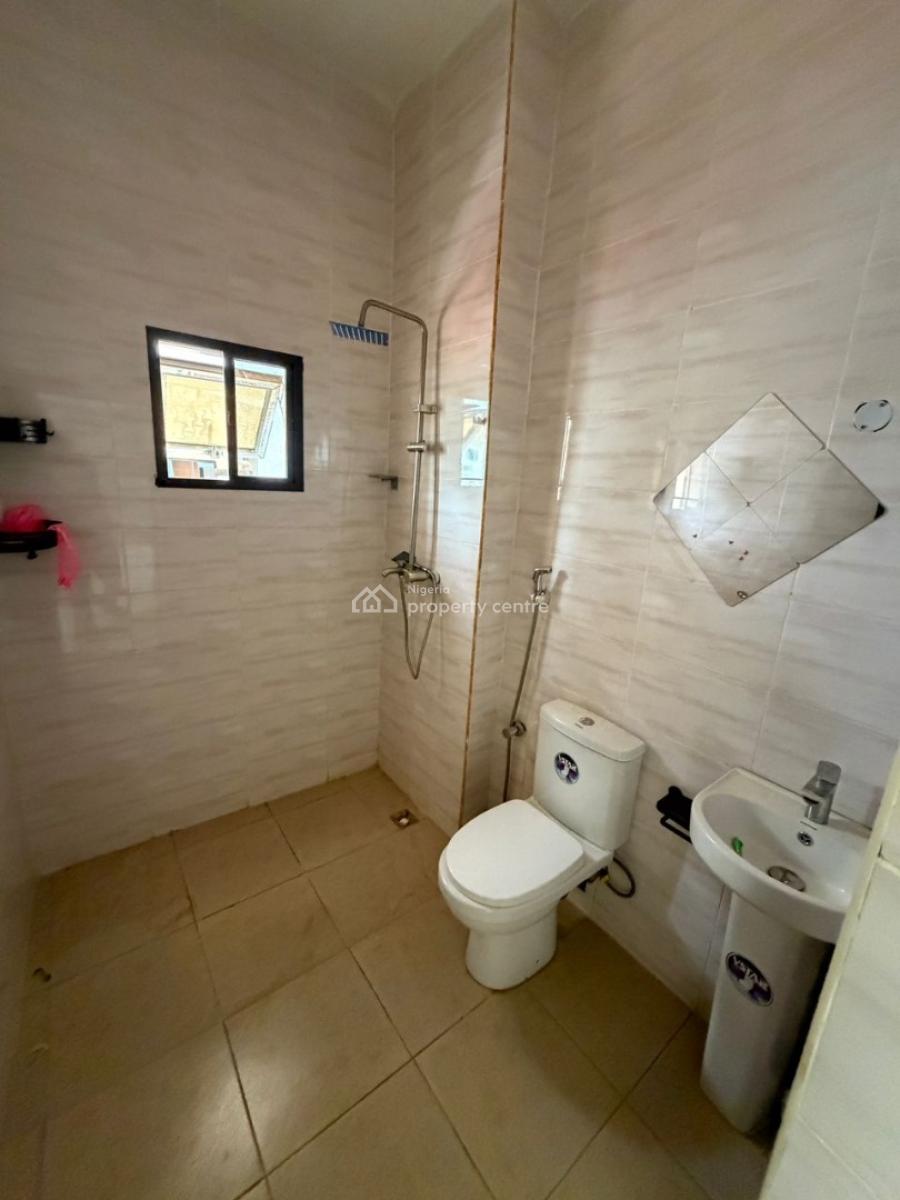 Spacious 2-bedroom Apartment, Katampe (main), Katampe, Abuja, Flat / Apartment for Sale