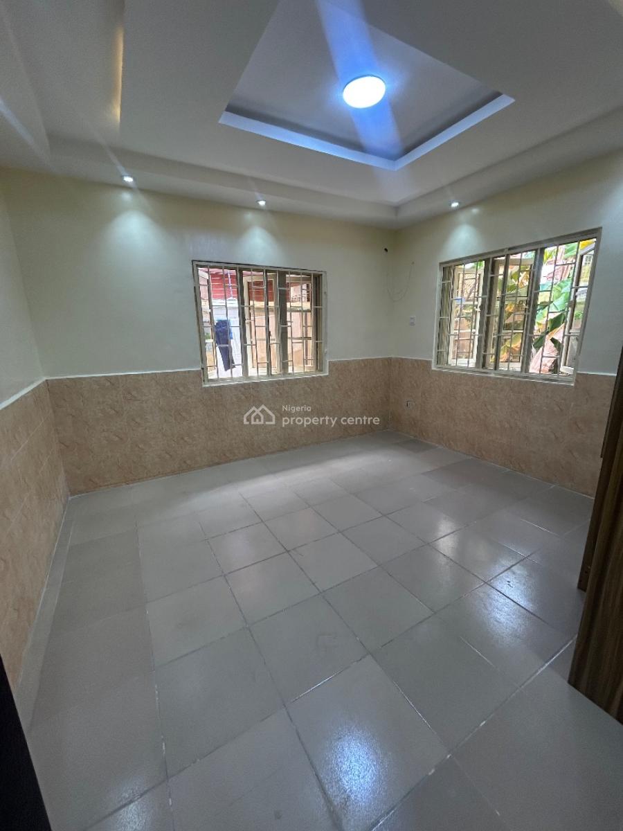 a Newly Renovated 2 Bedroom Bungalow, Lekki Phase 1, Lekki, Lagos, Flat / Apartment for Rent