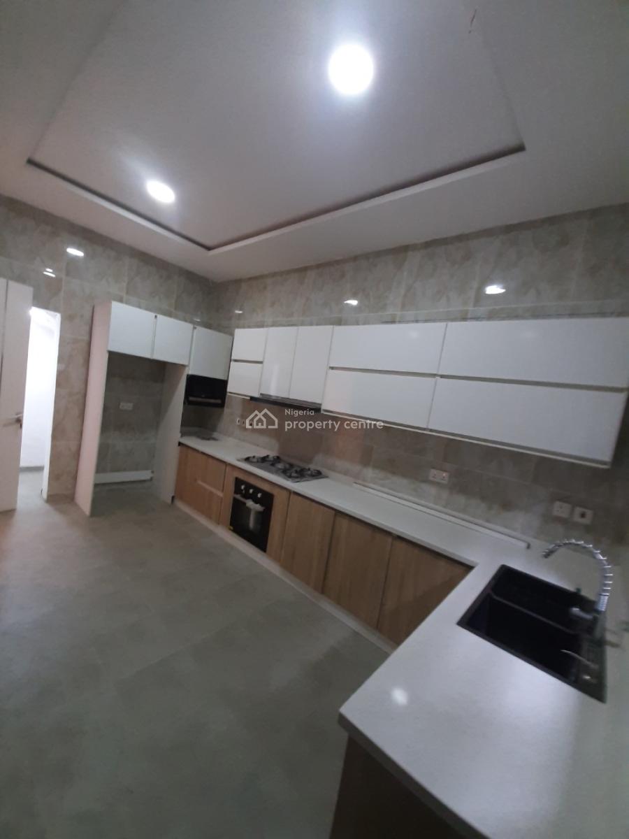 Serviced with 24/7 Power Supply 4 Bedroom En-suite Townhouse with an E, Lekki Phase 1, Lekki, Lagos, Terraced Duplex for Rent