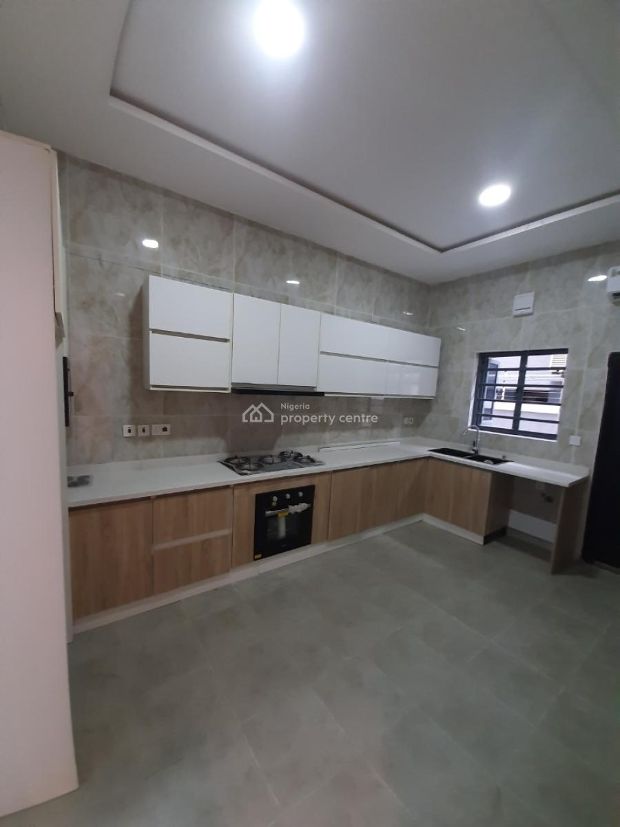 Serviced with 24/7 Power Supply 4 Bedroom En-suite Townhouse with an E, Lekki Phase 1, Lekki, Lagos, Terraced Duplex for Rent