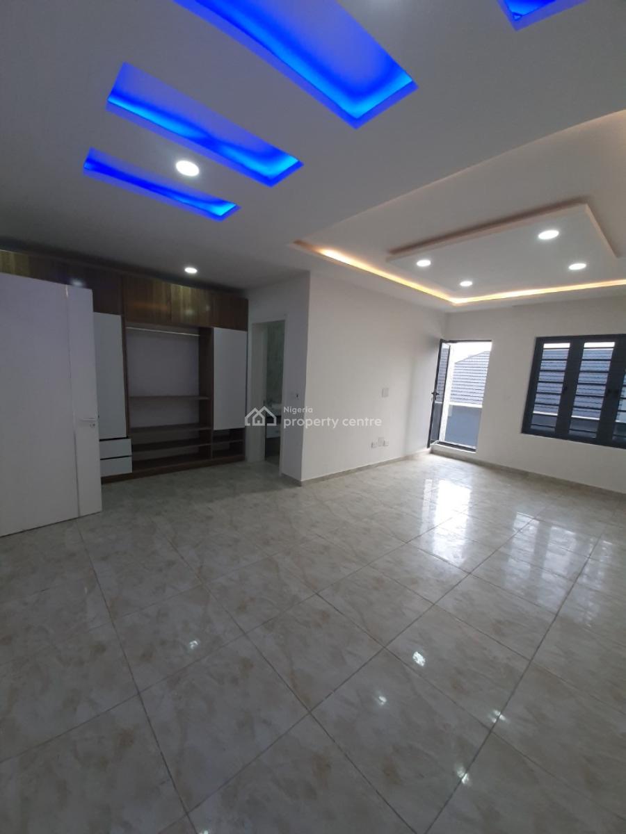 Serviced with 24/7 Power Supply 4 Bedroom En-suite Townhouse with an E, Lekki Phase 1, Lekki, Lagos, Terraced Duplex for Rent