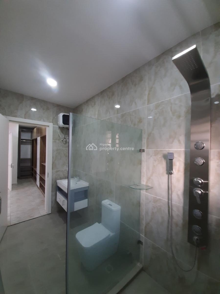 Serviced with 24/7 Power Supply 4 Bedroom En-suite Townhouse with an E, Lekki Phase 1, Lekki, Lagos, Terraced Duplex for Rent