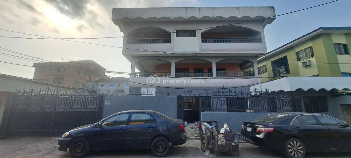 an 8 Bedroom Contemporary Family House with Bq. All Rooms Ensuite., 10 Chief Okonta Close, Coker Aguda, Coker, Surulere, Lagos, House for Sale
