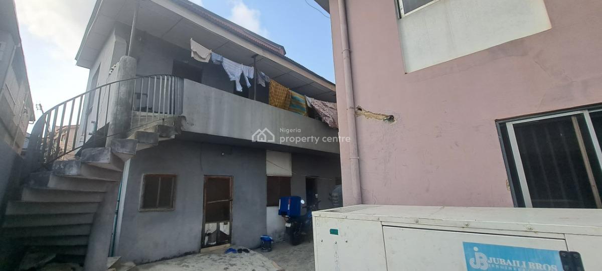 an 8 Bedroom Contemporary Family House with Bq. All Rooms Ensuite., 10 Chief Okonta Close, Coker Aguda, Coker, Surulere, Lagos, House for Sale