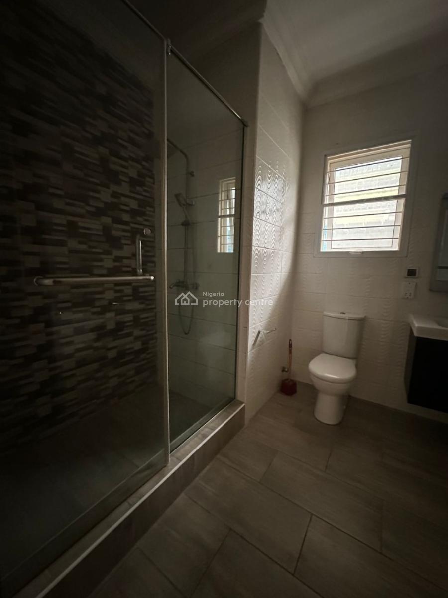 Well-maintained & Spacious 4-bedroom Terrace with Bq, Banana Island, Ikoyi, Lagos, Terraced Duplex for Rent