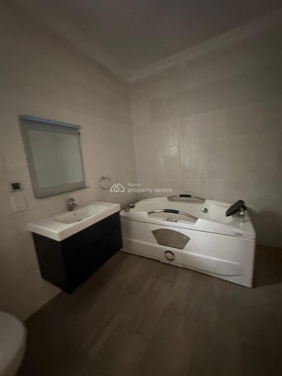 Well-maintained & Spacious 4-bedroom Terrace with Bq, Banana Island, Ikoyi, Lagos, Terraced Duplex for Rent