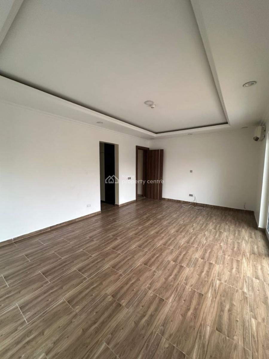 Well-maintained & Spacious 4-bedroom Terrace with Bq, Banana Island, Ikoyi, Lagos, Terraced Duplex for Rent